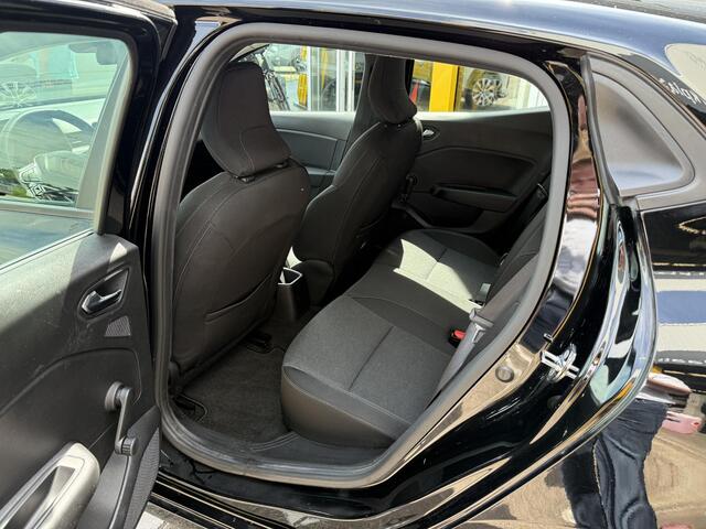 Renault CLIO 1.0 TCe Zen | Navigatie | DAB | Cruise Control | Parkeersensoren | LED | Airco | Apple Carplay | Android Auto |