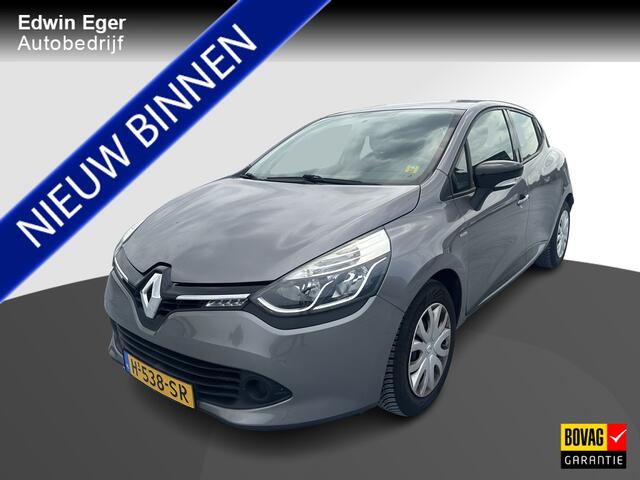 Renault CLIO 1.2 Collection, navigatie, 4 cilinder 1.2 Wordt verwacht