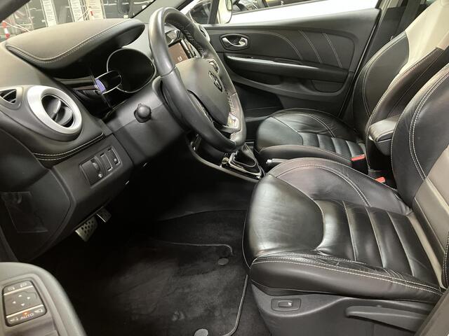 Renault CLIO 1.2 TCe Initiale Paris / Bose Audio / Lederen Bekleding / Panoramadak / Stoelverwarming / Navigatie /