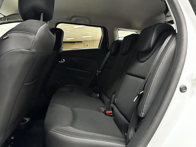 Renault CLIO Estate 0.9 TCe Limited/ Facelift!/ Apple + Android/ DAB+/ Keyless/ Navi/ Airco/ Cruise/ Elek. pakket/ Isofix/ Bluetooth/ Armsteun/ Multi. LEDER. Stuur/ 16'' LMV/ Mistl./ PDC/ Extra getint glas/ Chroom/ Dakrails.