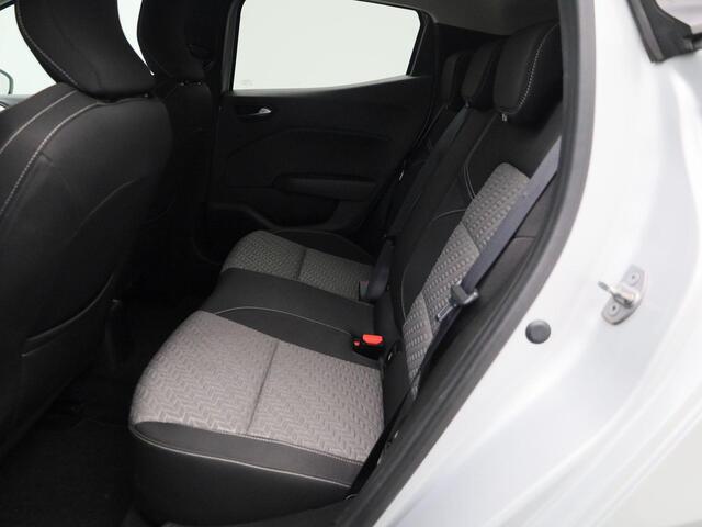 Renault CLIO 1.0 TCe 90 PK Evolution Navigatie | Airco | Cruise Control | Parkeersensoren Achter | Apple Carplay & Android Auto