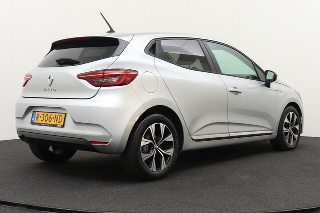 Renault CLIO 1.0 TCe 90 Evolution Intens Carplay Navi Cruise Park. Sens LED