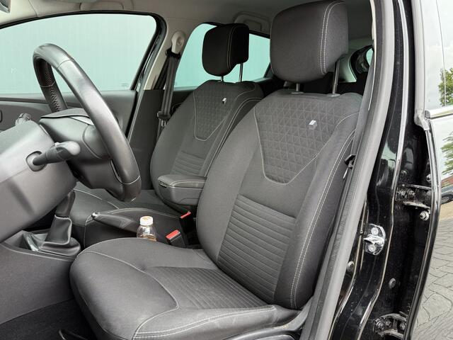 Renault CLIO BWJ 2016 0.9 TCe 90 PK Eco2 Limited TREKHAAK | NAVI | CLIMA | CRUISE | KEYLESS | BLUETOOTH | CAMERA | LMV | PDC