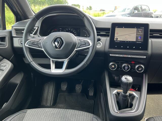 Renault CLIO 1.0 TCe Intens / 6 Bak! / Keyless / Cruise / Climate / Parkeersensoren / Applecarplay - Androidauto /