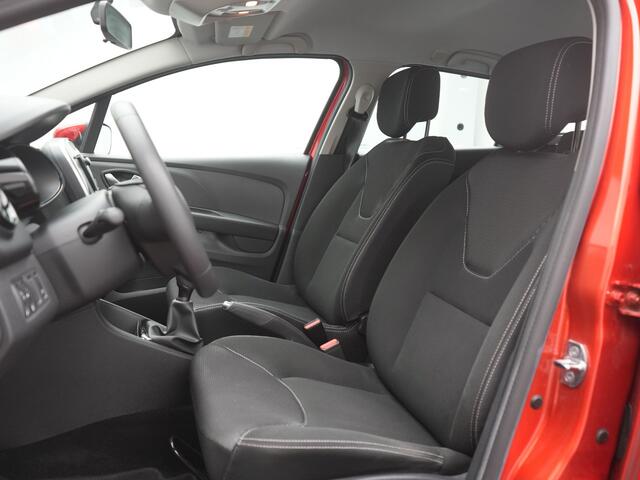 Renault CLIO Estate TCe 90 Zen - RIJKLAARPRIJS - Eerste Eigenaar - Dealeronderhouden - Airco - Cruise Control - DAB