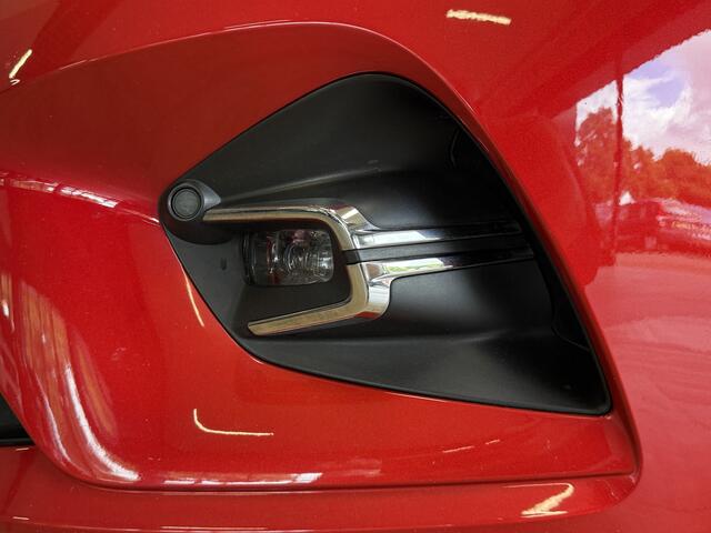 Renault CLIO 1.0 TCe 100pk | Intens | Groot Navi | 17" | 360 Camera | Stoel & Stuur verwarming | 100% Dealer onderhouden!