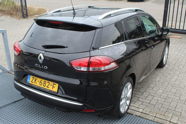 Renault CLIO Estate 0.9 TCe Limited Navigatie/Parkeersensoren/Cruise control/Keyless/Bluetooth/Airco/Bass reflex audio/Elektrische ramen/Elektrisch verstelbare spiegels/16'' Lichtmetalen velgen.