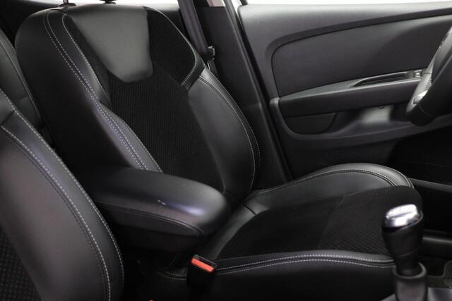 Renault CLIO TCe 90 Intens | Navigatie | Camera | Climate Control |