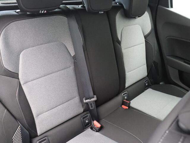 Renault CLIO Evolution TCe 90 GPF | Achteruitrijcamera | Cruise control met snelheidsbegrenzer | Handbediende airconditioning
