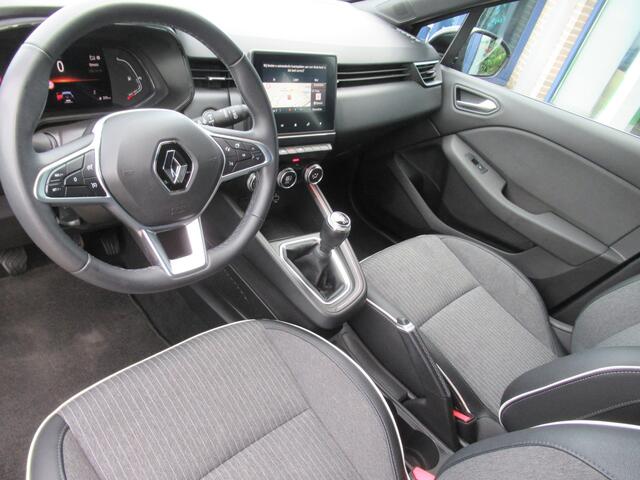 Renault CLIO 1.0 TCe Intens, Full LED / Carplay + Android Auto / Climate control / Camera + sensoren