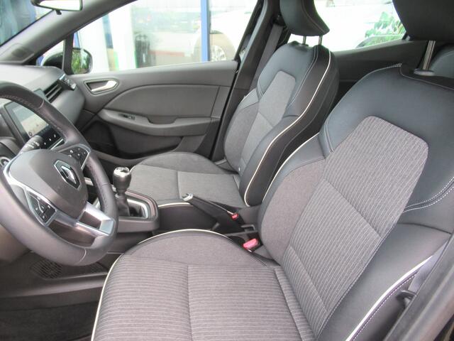 Renault CLIO 1.0 TCe Intens, Full LED / Carplay + Android Auto / Climate control / Camera + sensoren