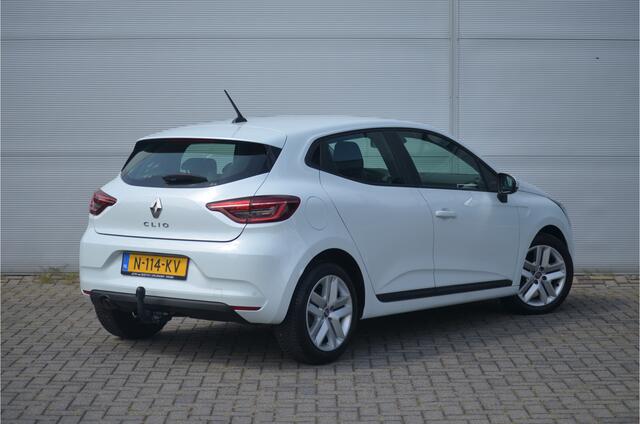 Renault CLIO 1.0 TCE 90 ZEN | NAVIGATIE | TREKHAAK AFNEEMBAAR | PDC | PARELMOER WIT | ALL SEASON BANDEN | ALL IN RIJKLAARPRIJS