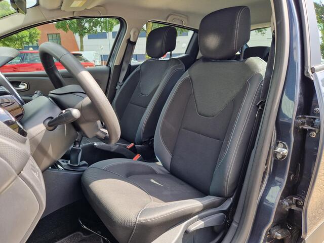 Renault CLIO 0.9 TCe Zen / 1e Eigenaar / Dealer Onderhouden / All Seasons / Navigatie / Cruise Control /
