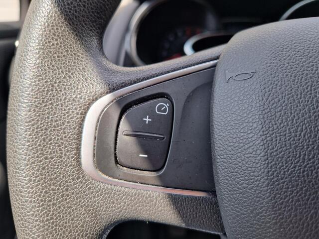 Renault CLIO 0.9 TCe Zen / 1e Eigenaar / Dealer Onderhouden / All Seasons / Navigatie / Cruise Control /