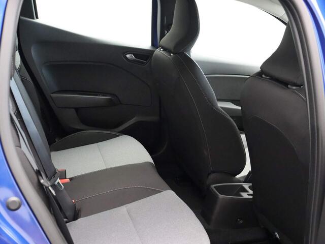 Renault CLIO TCe 90pk GPF evolution | Achteruitrijcamera | Handsfree card | Airco | Apple carplay |