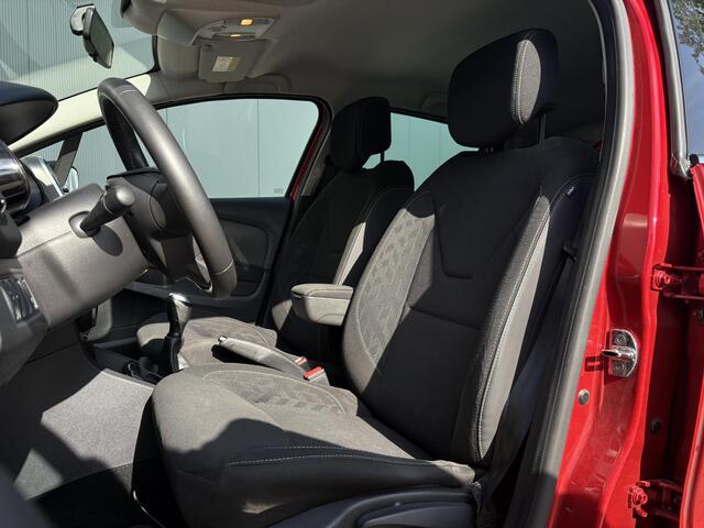 Renault CLIO 0.9 TCe Limited / Airco/ Navigatie/ Bluetooth/ Cruise control/