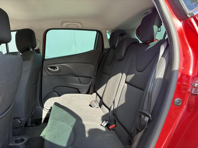 Renault CLIO 0.9 TCe Limited / Airco/ Navigatie/ Bluetooth/ Cruise control/