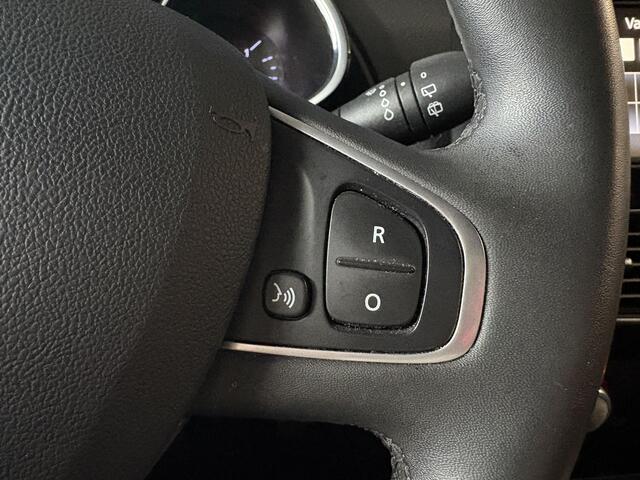 Renault CLIO 0.9 TCe Limited / Airco/ Navigatie/ Bluetooth/ Cruise control/