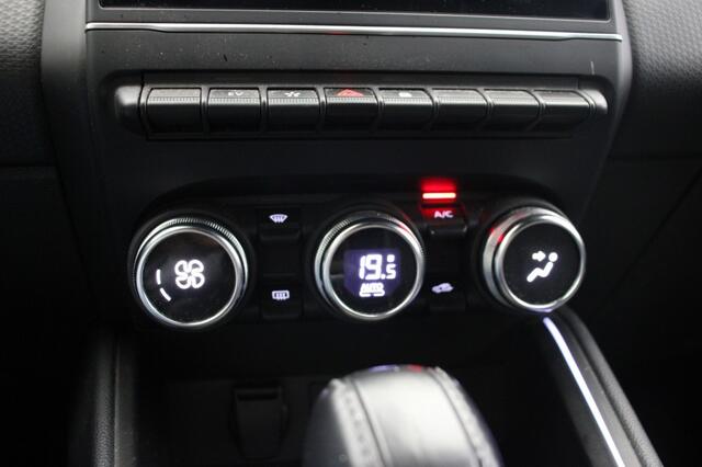 Renault CLIO 1.6 E-Tech Hybrid 140 Intens - Carplay, Half Leer, Clima, LED