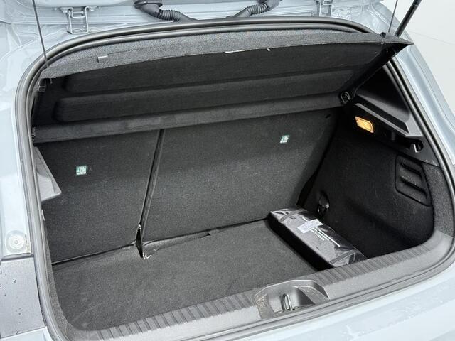 Renault CLIO 1.0 TCe 90 GPF techno | 360 Camera | Navigatie | 16" Lichtmetalen Velgen