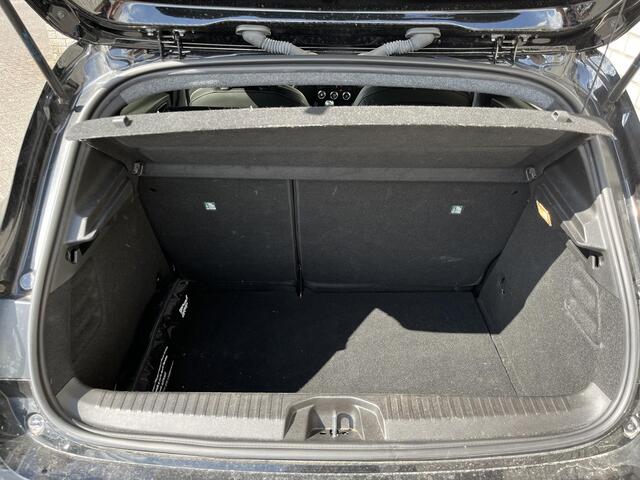 Renault CLIO 1.0 TCe 90 GPF techno | Achteruitrijcamera | Apple CarPlay / Android Auto | Navigatie | Lichtmetalen velgen 17"