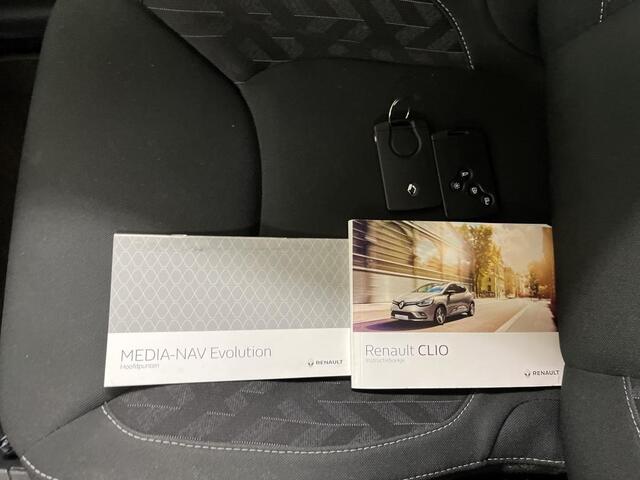 Renault CLIO Estate 0.9 TCe Limited