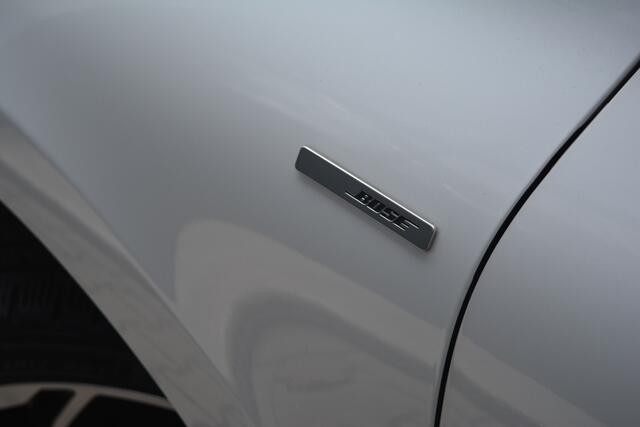 Renault CLIO 0.9 TCe Bose | Camera | LED | 17 Inch |