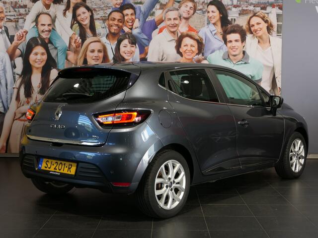 Renault CLIO 0.9 TCe Intens * Navi! * - Camera, armsteun voor, getinte ramen, bluetooth