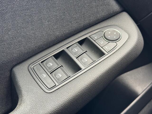 Renault CLIO 1.0 TCe 90 Techno Camera Grote Navi