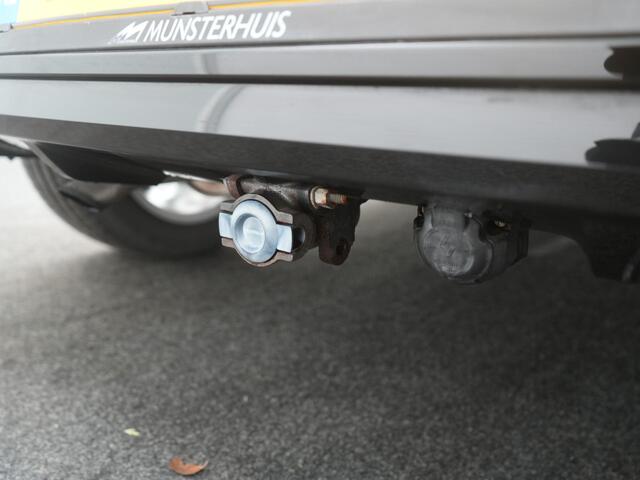 Renault CLIO TCe 90 Intens - RIJKLAARPRIJS - Afneembare Trekhaak - Achteruitrijcamera - Dealeronderhouden