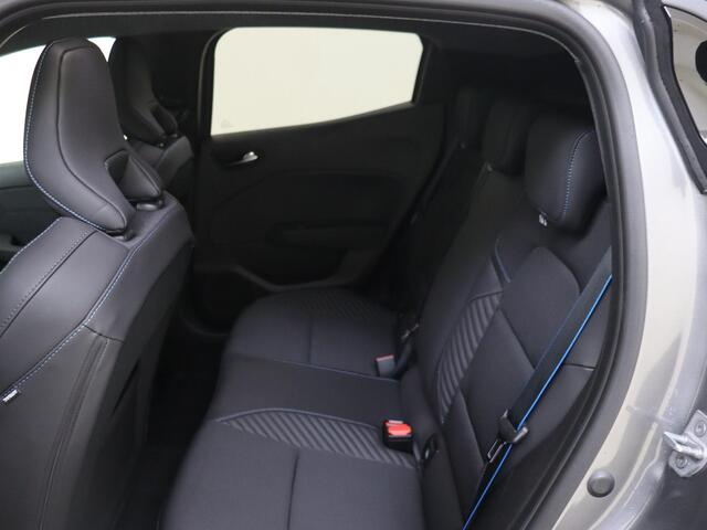 Renault CLIO 1.6 E-Tech Full Hybrid 145 esprit Alpine | Apple & Android Carplay | Achteruitrij Camera | Parkeersensoren Voor en Achter | Climate Control | Navigatie | Adaptive Cruise Control