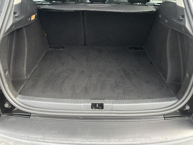 Renault CLIO Estate 0.9 TCe Limited Navigatie | Airco | Cruise | Bluetooth