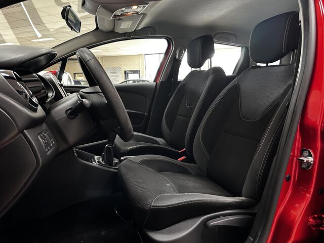 Renault CLIO Estate 0.9 TCe Zen/ LED Dagrijverl./ Airco/ Navi/ Cruise/ Bluetooth/ Multi.Stuur/ Elek.Pakket/ Isofix/ PDC Achter.