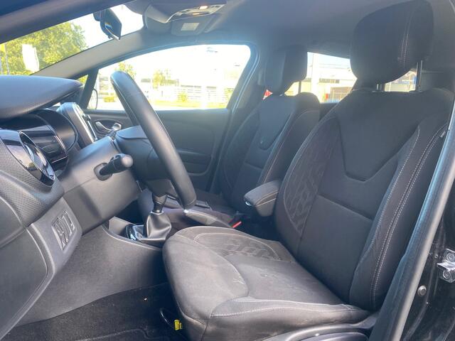 Renault CLIO BWJ 11-2018 | 0.9 TCe 90PK Limited | TREKHAAK | NAVI | AIRCO | PDC | LICHTMETAAL | PRIVACY GLASS | CRUISE