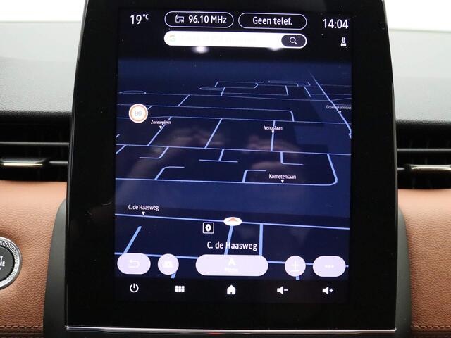 Renault CLIO STAM Limité 75 E-Tech full hybrid 145pk #15 van 75 Adapt. cruise | 360° Camera | BOSE | Leder | 9,3" Navi | 17" Velgen