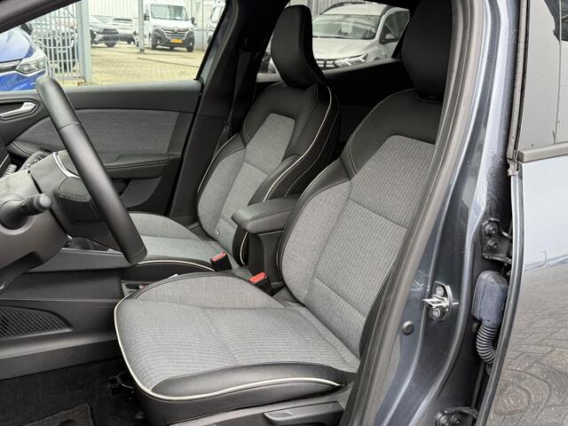 Renault CLIO 1.0 TCe Intens (Lutecia) | Uniek | 360 Camera | Navigatie | Dealer Onderhouden