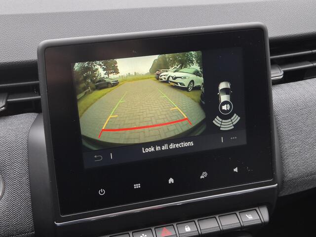 Renault CLIO 1.0 TCe 90 GPF Techno Handgeschakeld / Pack winter / Apple Carplay Android Auto / Stuur-, en Stoelverwarming / Keyless Entry/Start / Achteruitrijcamera / Draadloze telefoon lader / Cruise control /