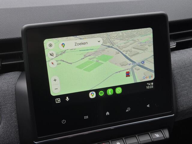 Renault CLIO 1.0 TCe 90 GPF Techno Handgeschakeld / Pack winter / Apple Carplay Android Auto / Stuur-, en Stoelverwarming / Keyless Entry/Start / Achteruitrijcamera / Draadloze telefoon lader / Cruise control /