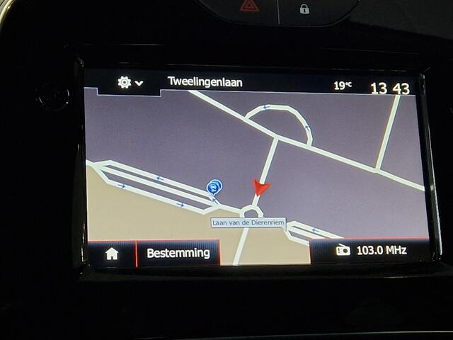 Renault CLIO 0.9 TCe Limited NAVIGATIE | PARKEERSENSOREN ACHTER | LICHTMETALEN VELGEN