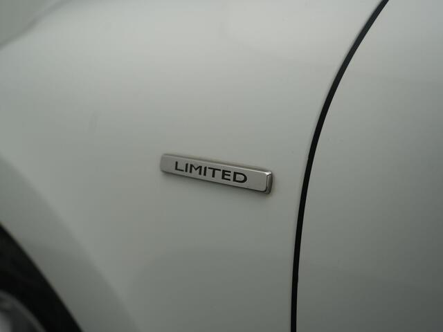 Renault CLIO TCe 90 Limited - RIJKLAARPRIJS - Cruise Control - Lichtmetalen velgen - DAB - Navigatie