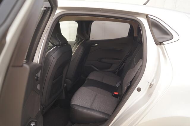 Renault CLIO 1.0 TCe Intens -NAVI-ECC-PDC-LED-