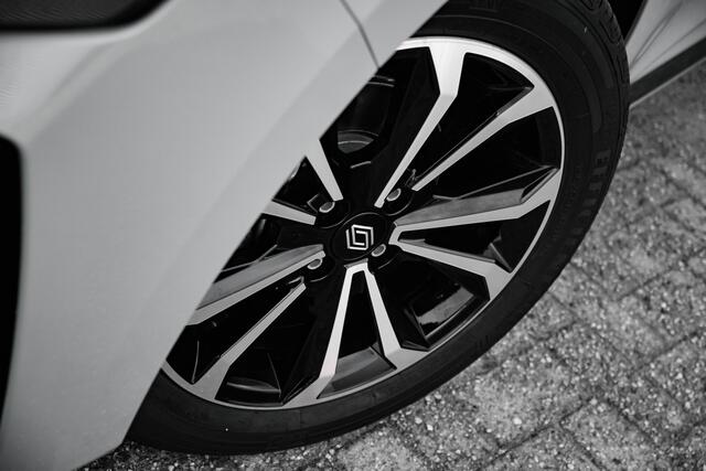 Renault CLIO 1.6 E-Tech Full Hybrid 145 techno NU met ¤ 4000,- KORTING