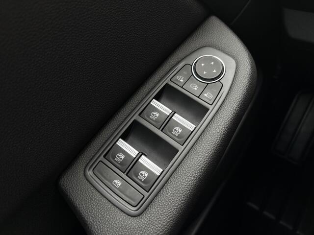 Renault CLIO 1.0 Tce Intens Navigatie Parkeersensoren Climate Control