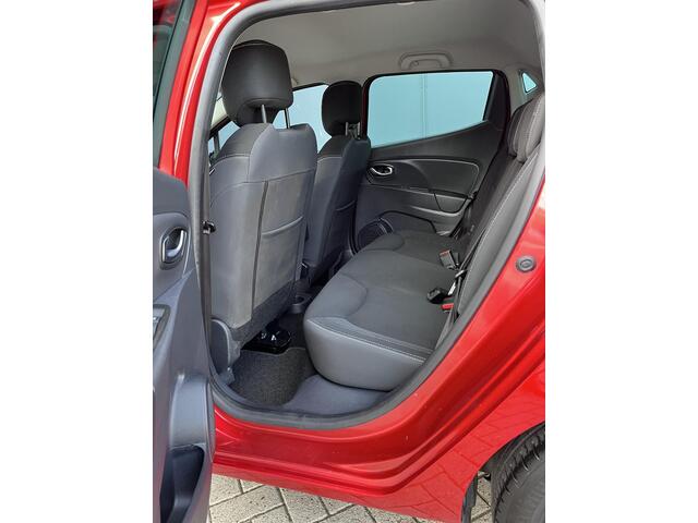 Renault CLIO 0.9 TCe Limited | Navigatie | Airconditioning | Dealer onderhouden