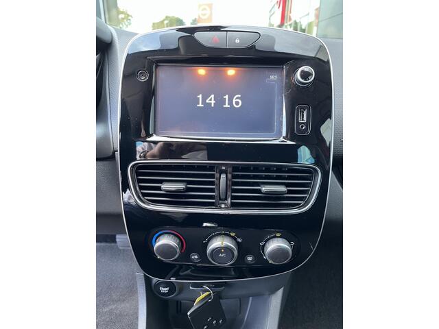 Renault CLIO 0.9 TCe Limited | Navigatie | Airconditioning | Dealer onderhouden