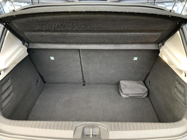 Renault CLIO 1.6 E-Tech Hybrid 140 Zen | Limited | Lane Assist | Cruise Control