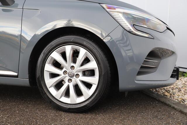 Renault CLIO 1.0 TCe Intens Trekhaak Half Leder Keyless 16 inch LMV LED Navigatie Achteruitrijcamera Carplay Android Rijstrooksensor Climate Cruise Control Parkeersensor