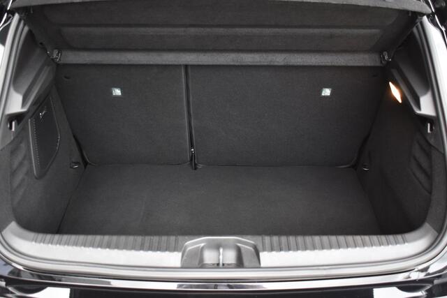 Renault CLIO E-Tech Full Hybrid 145 techno | AUTOMAAT | STUUR/STOELVERWARMING | 360 CAMERA | NAVI | APPLECARPLAY/ANDROIDAUTO | CRUISE CONTROL | ALL-SEASONBANDEN | CLIMATE CONTROL | PDC | LMV