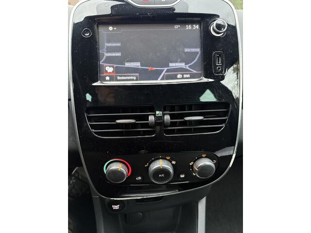 Renault CLIO 0.9 TCe Eco2 Limited Mooie complete auto met cruise controle en airco