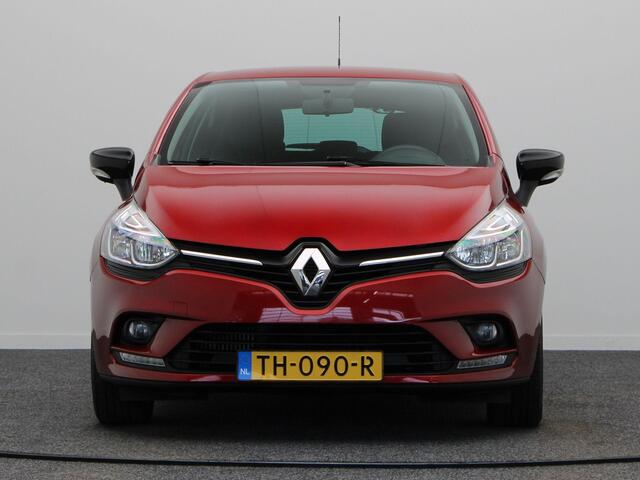 Renault CLIO TCe 90pk Limited | Dealer onderhouden | Airco | Parkeersensoren achter |